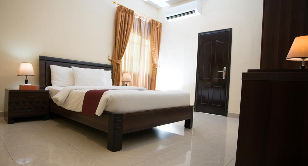 Tiger Home Hotel Apartments มัสกัต ภายนอก รูปภาพ