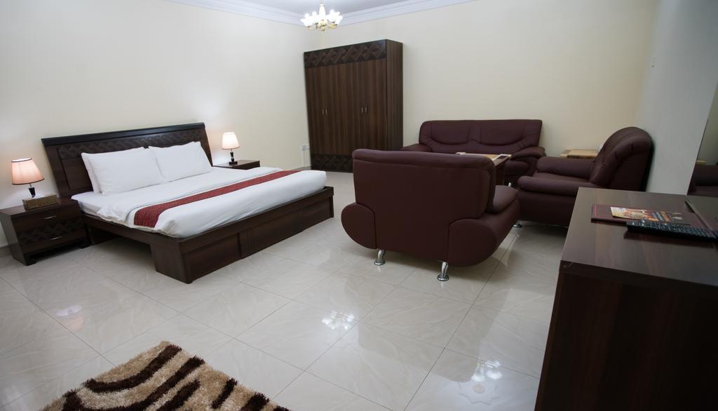 Tiger Home Hotel Apartments มัสกัต ภายนอก รูปภาพ