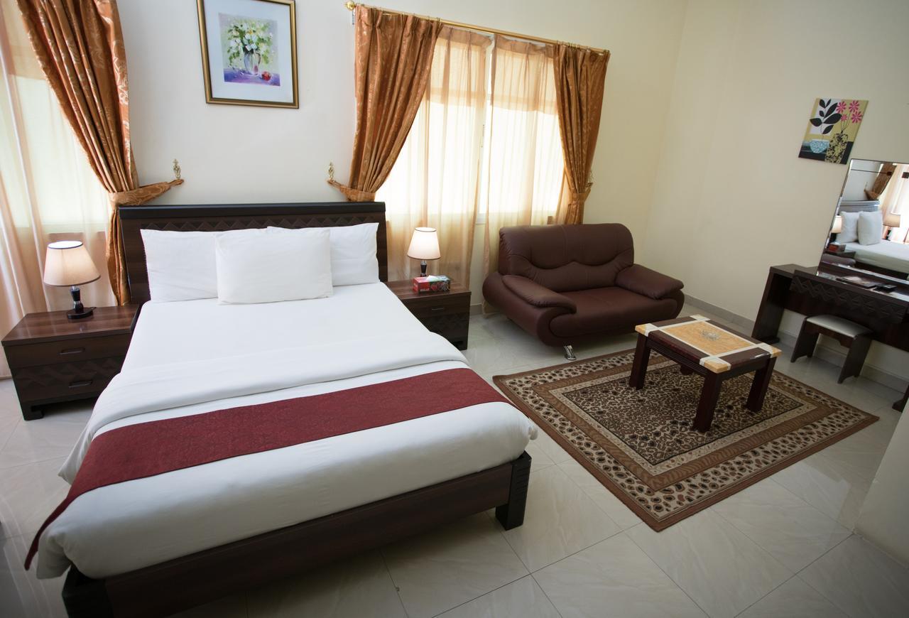 Tiger Home Hotel Apartments มัสกัต ภายนอก รูปภาพ