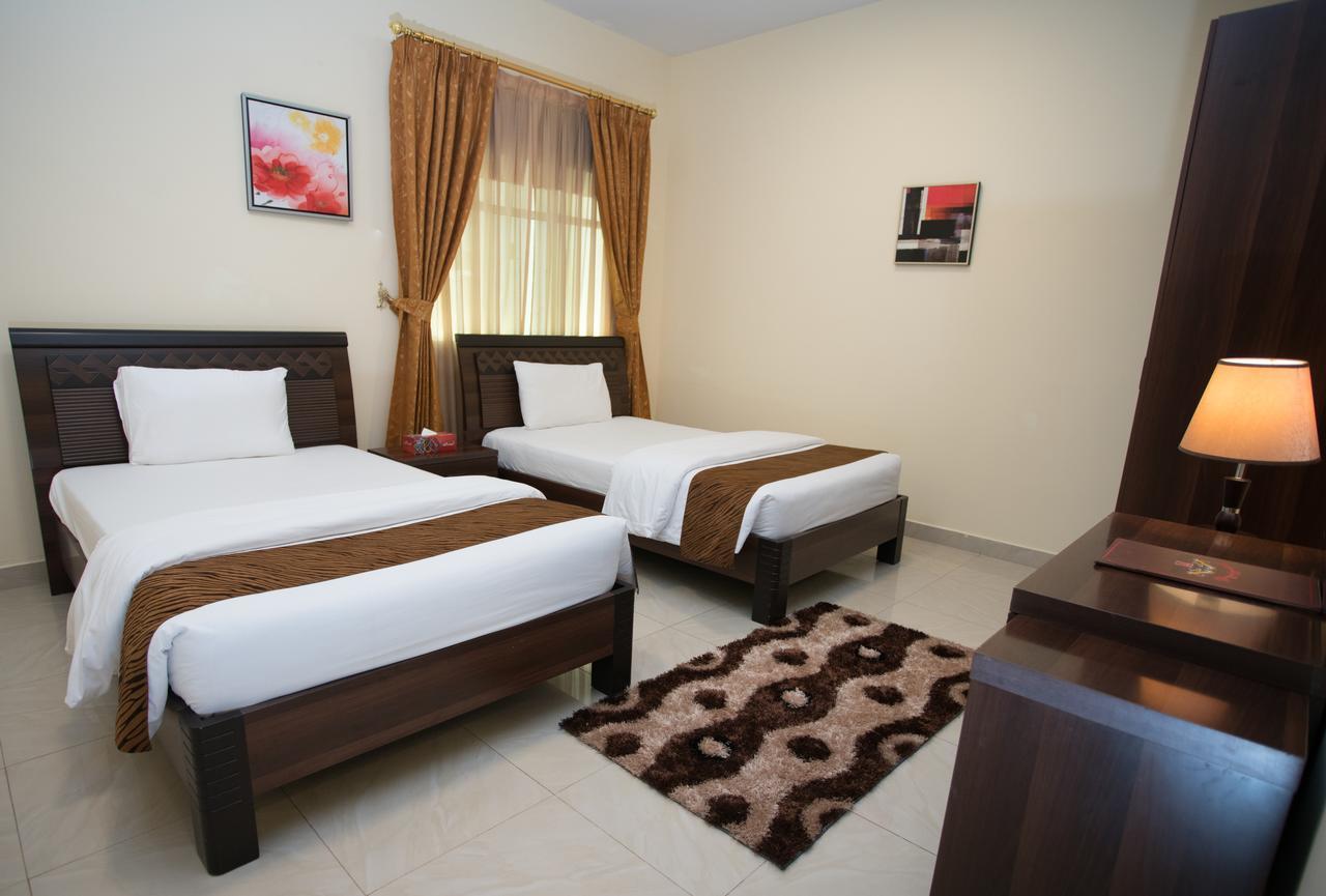Tiger Home Hotel Apartments มัสกัต ภายนอก รูปภาพ