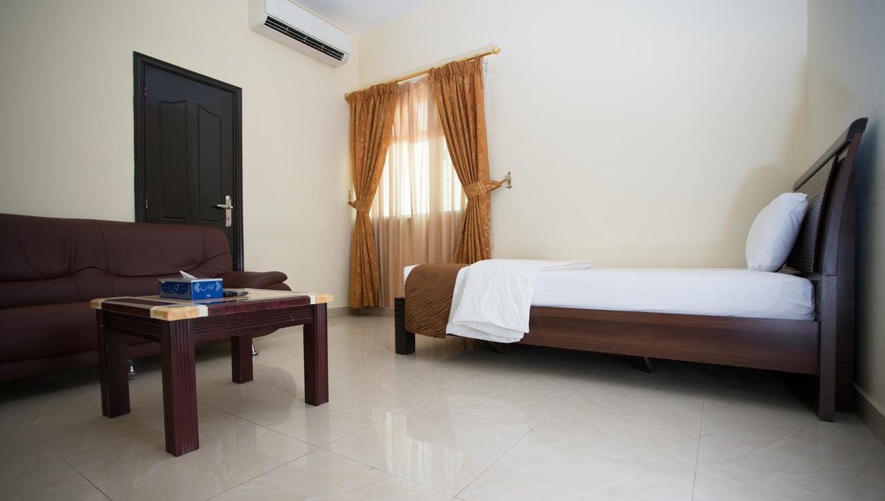 Tiger Home Hotel Apartments มัสกัต ภายนอก รูปภาพ