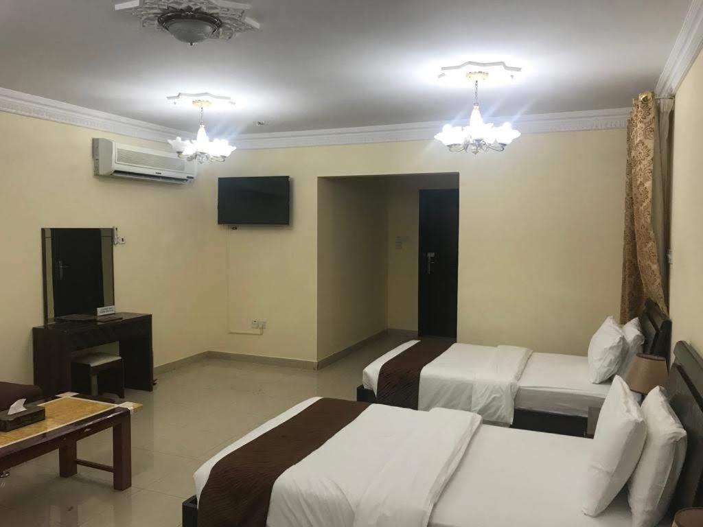 Tiger Home Hotel Apartments มัสกัต ภายนอก รูปภาพ