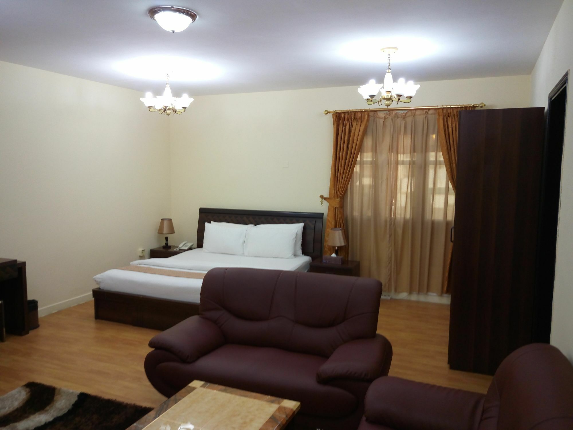 Tiger Home Hotel Apartments มัสกัต ภายนอก รูปภาพ