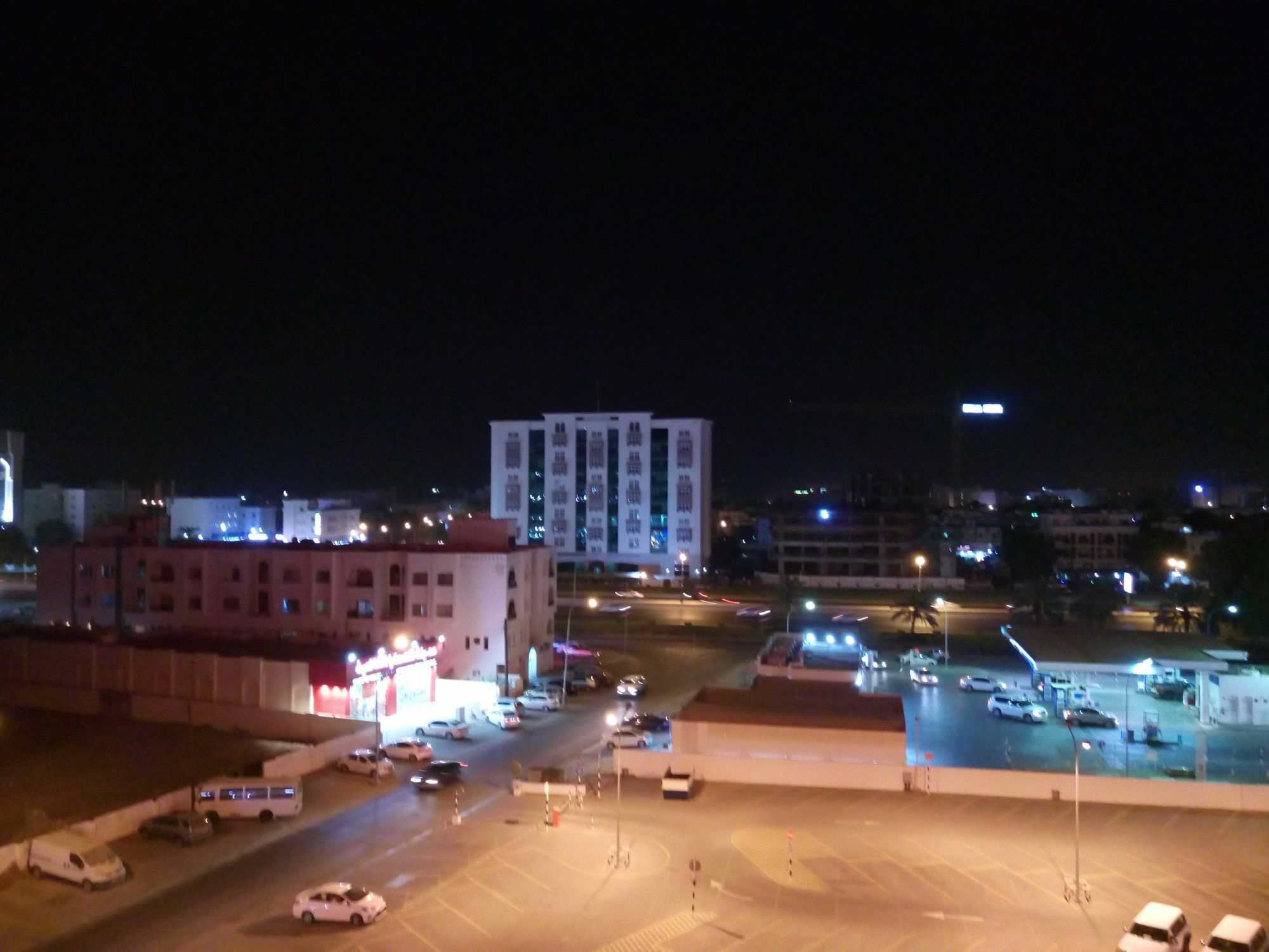 Tiger Home Hotel Apartments มัสกัต ภายนอก รูปภาพ