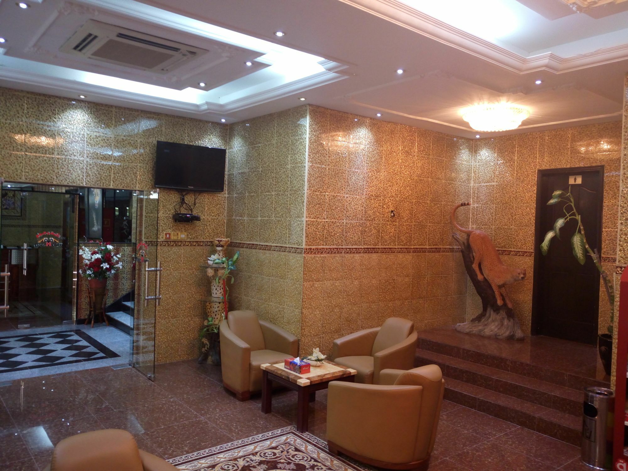 Tiger Home Hotel Apartments มัสกัต ภายนอก รูปภาพ